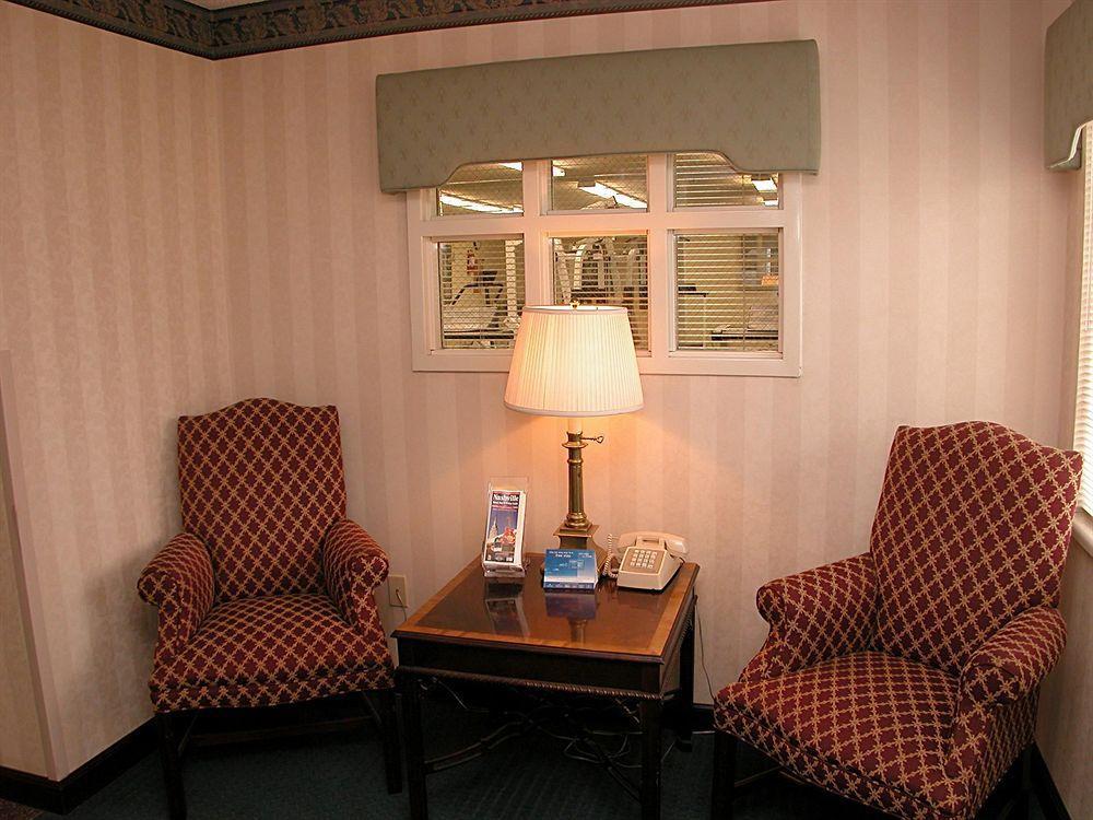 Sonesta Simply Suites Nashville Brentwood Interior photo
